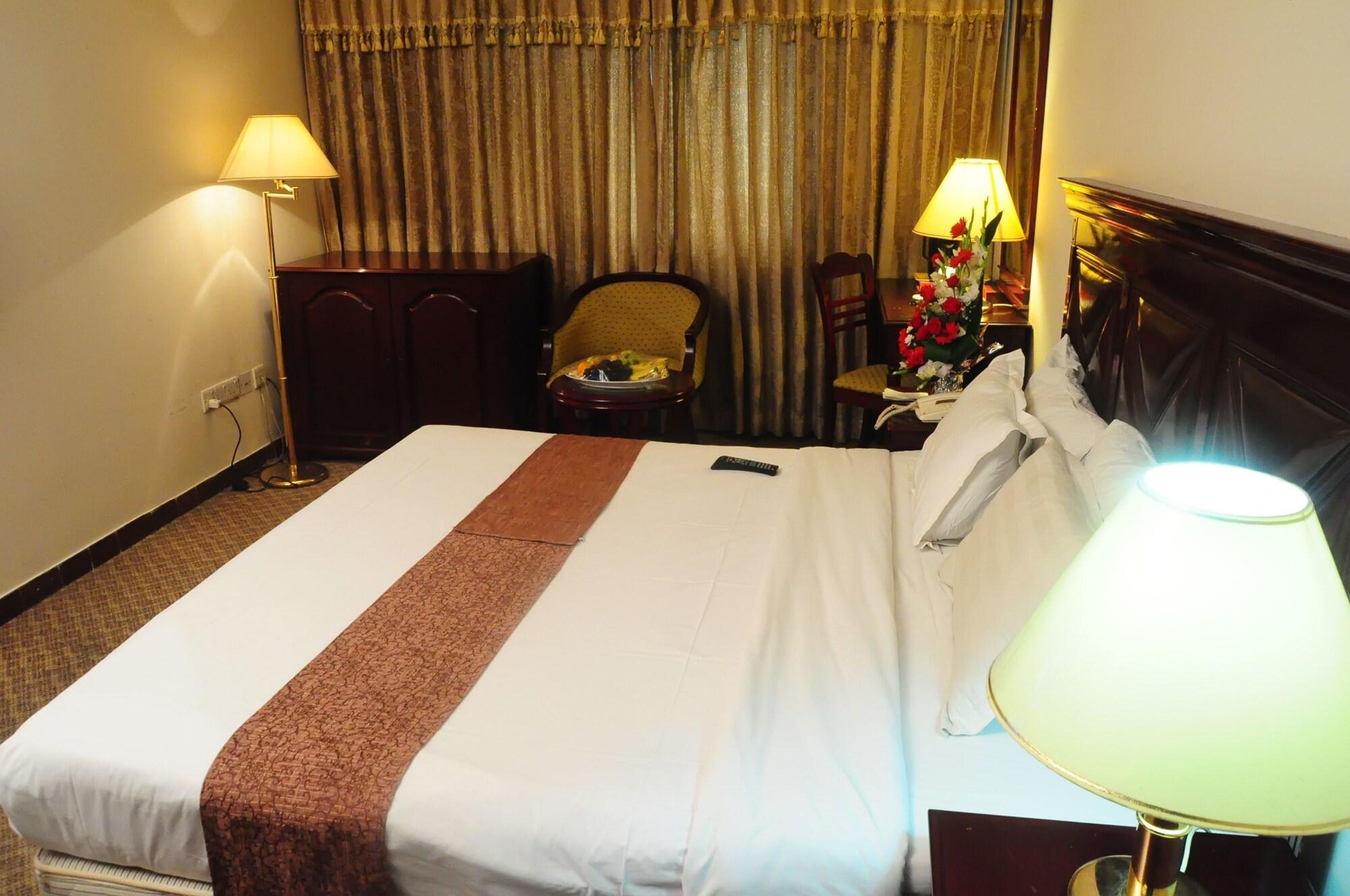 Hotel Sweet Dream Dhaka Eksteriør billede